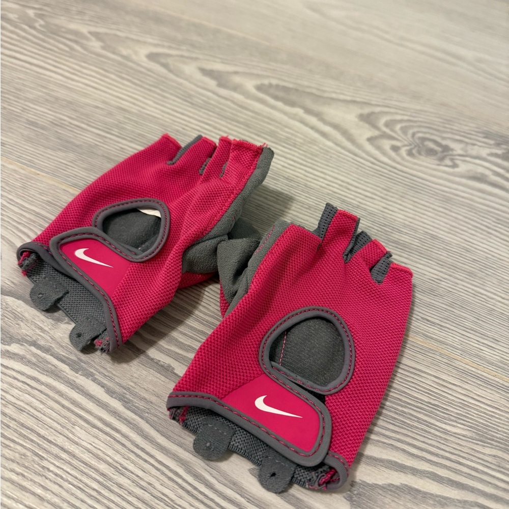Nike Pink and Gray Workout Gloves